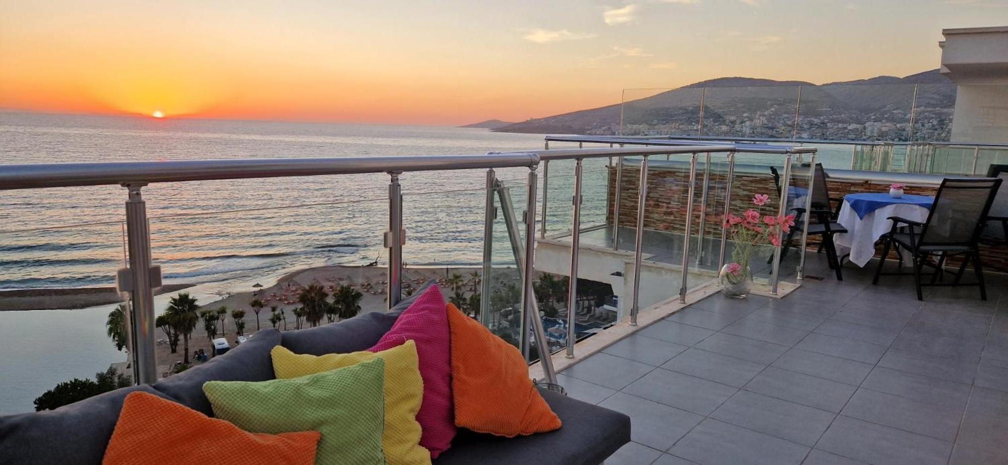 Sadet's Penthouse Saranda Apartment Exterior foto