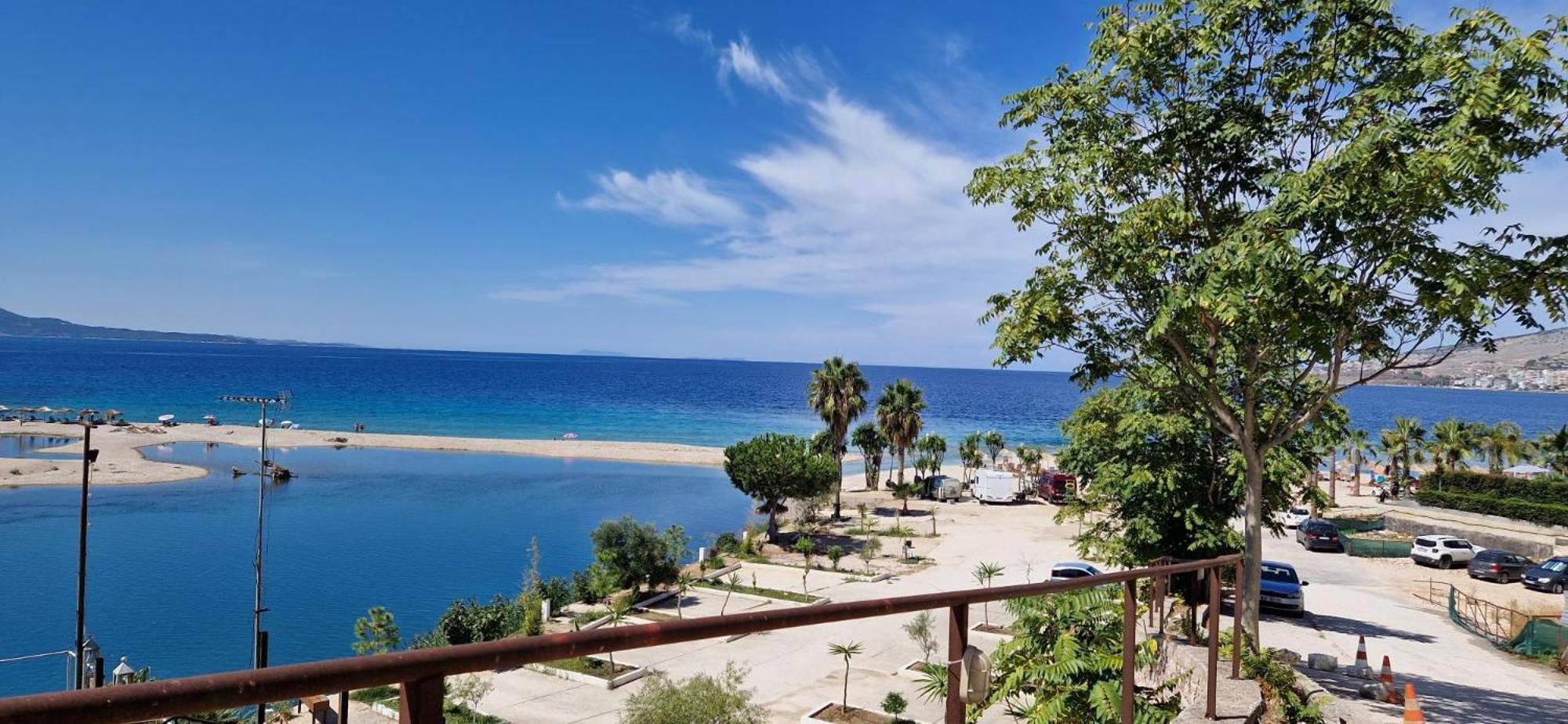 Sadet's Penthouse Saranda Apartment Exterior foto
